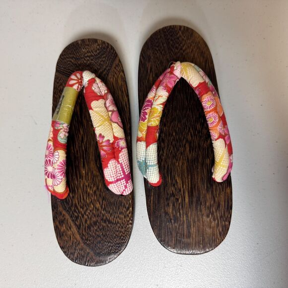 NWOT Japanese Wooden Geisha Clog Women's Thong Sandals Flip Flop Wood Asian Art - Picture 2 of 8